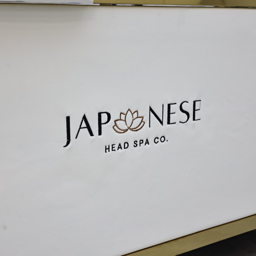 383.png Japanese Head Spa Cream Full Bed Unit with Gold Frame- Non-Plumbed